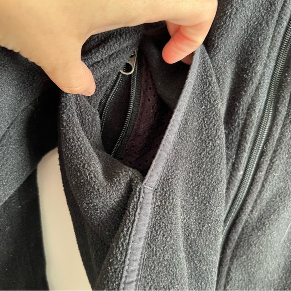Black Fleece Patagonia Zip Up Jacket - Picture 3 of 6